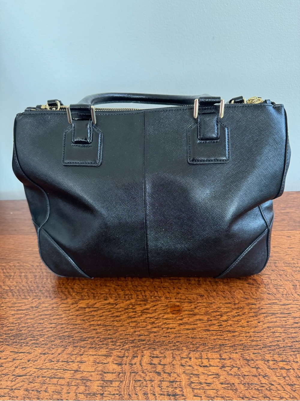 Tory Burch Robinson Double Zip Tote - Saffiano Leather - Picture 3 of 16